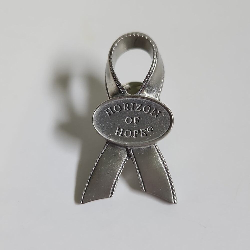 Longaberger Horizon Of Hope‎ Pewter Basket Lapel Cancer Ribbon Pin